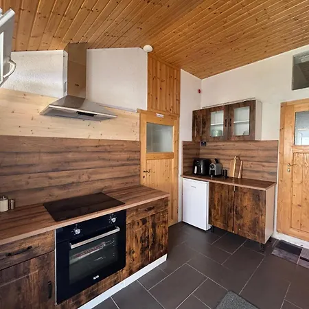 Apartment Neubeginn 2 - A Hildburghausen